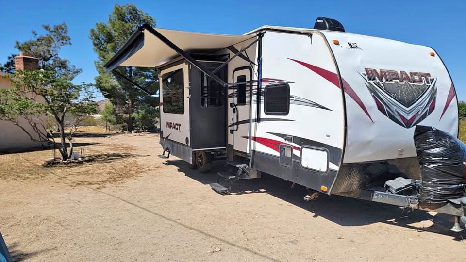 Exploring Simplicity and Functionality: A Look at the 2015 Keystone Impact Toy Hauler