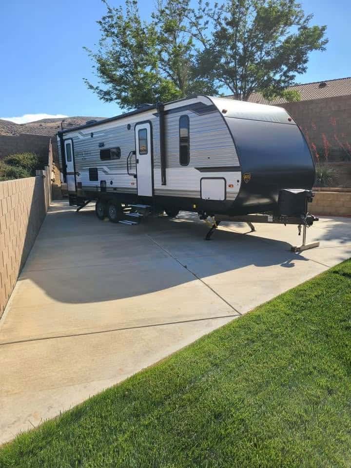 This 2021 Aspen Trail 2810BHS Has Family Weekends Written All Over It