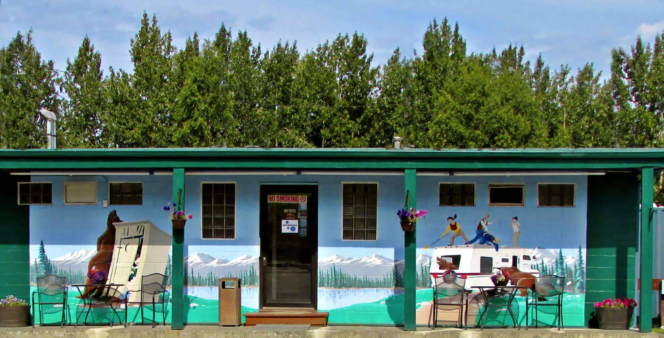 Creekwood Inn & RV Park