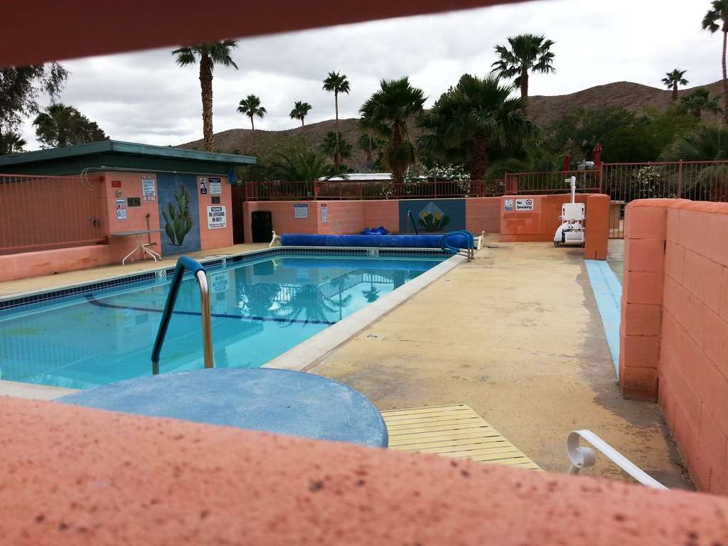 Borrego Holiday Homes Seniors Mobile Home and RV Park