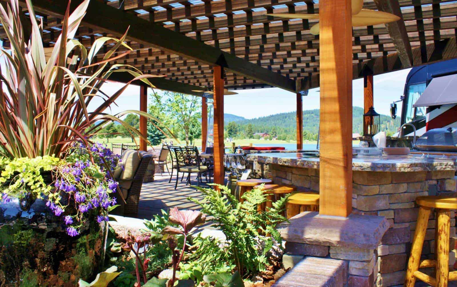 StoneRidge Motor Coach Village