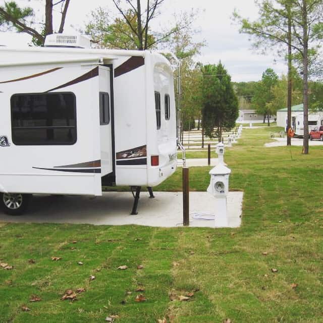Eagle's Nest RV Park