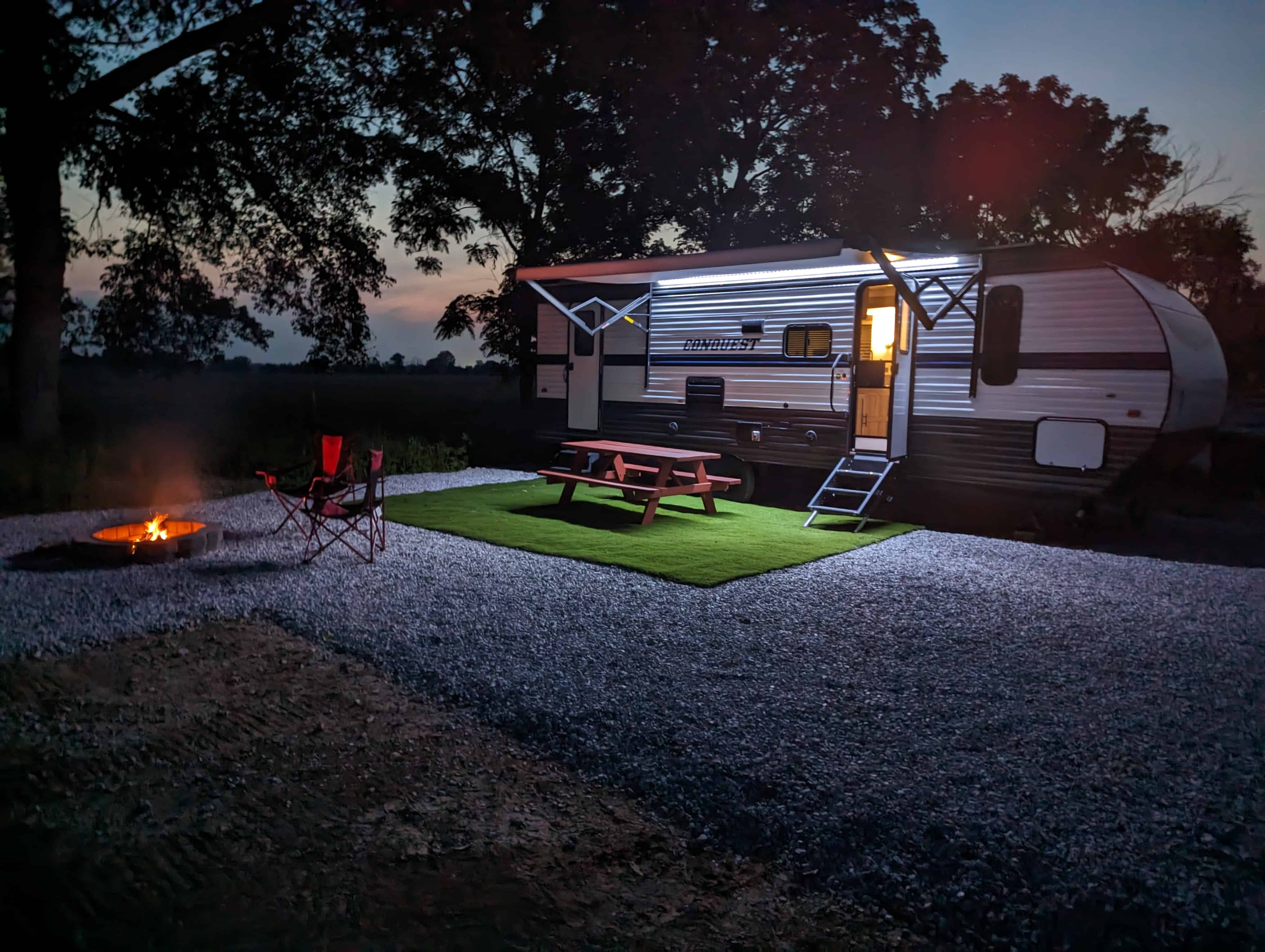 Roaring River Hills Campground and Cabins