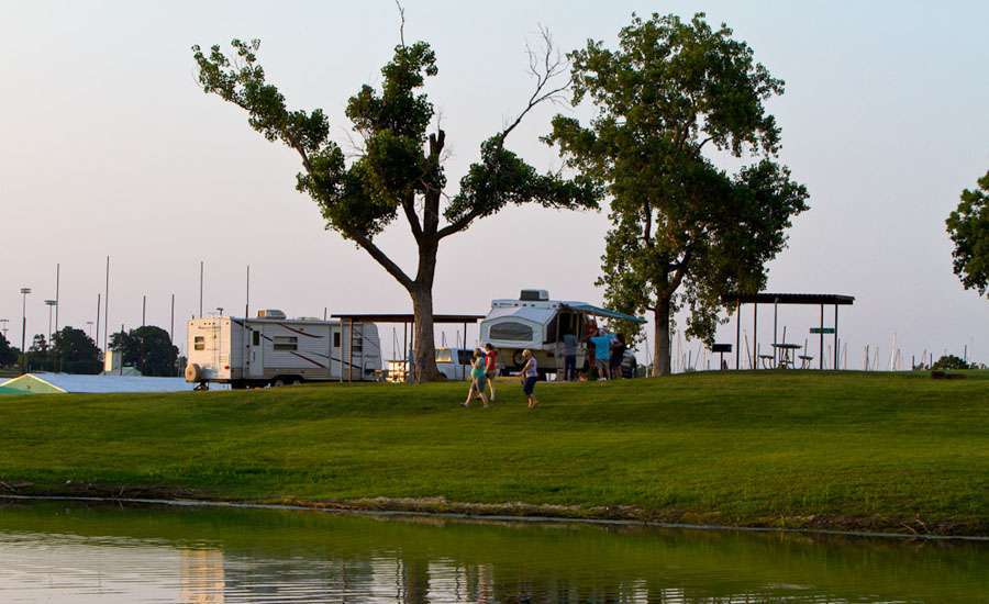 The Vineyards Campground & Cabins on Grapevine Lake