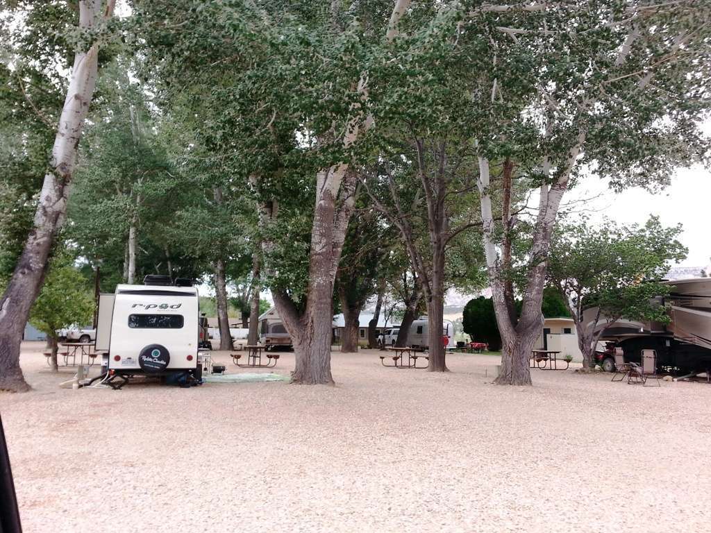 Mount Carmel Motel and RV Park