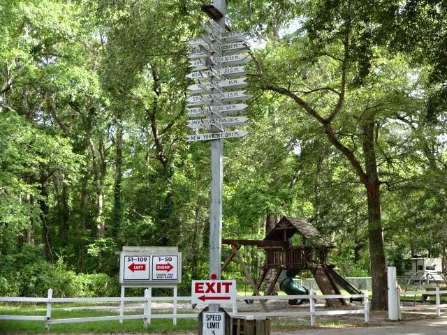 Spacious Skies Savannah Oaks RV Resort