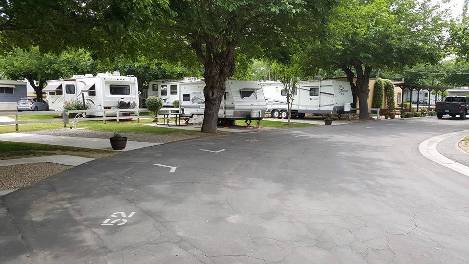 Fresno Mobile Home & RV Park