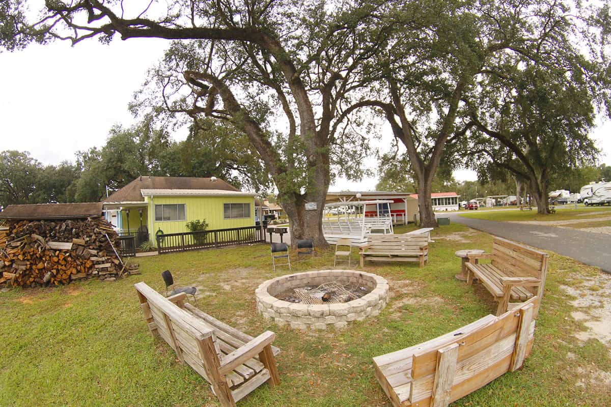 Breezy Oaks RV Park