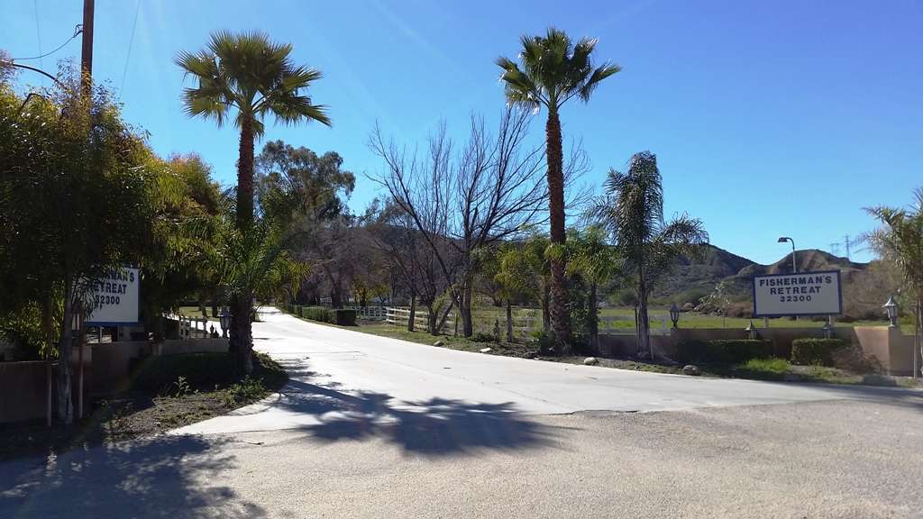 Halo Resorts Fisherman's Retreat