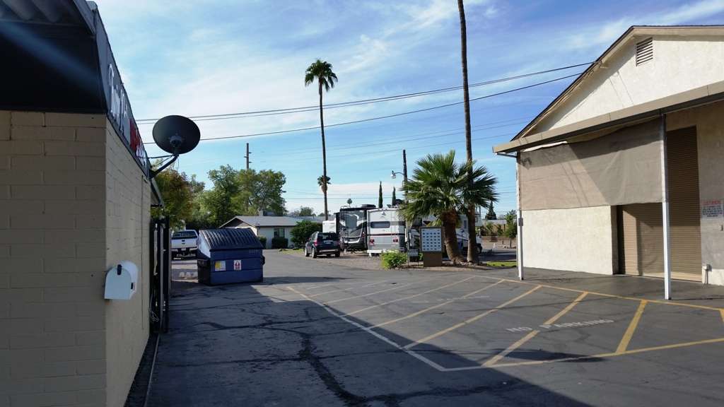 Twin Palms RV Park