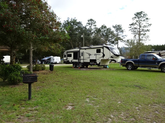 Futter's 4 Oaks RV Park