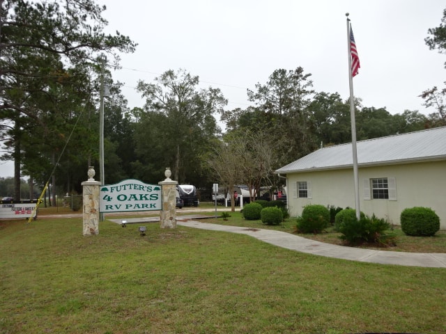 Futter's 4 Oaks RV Park