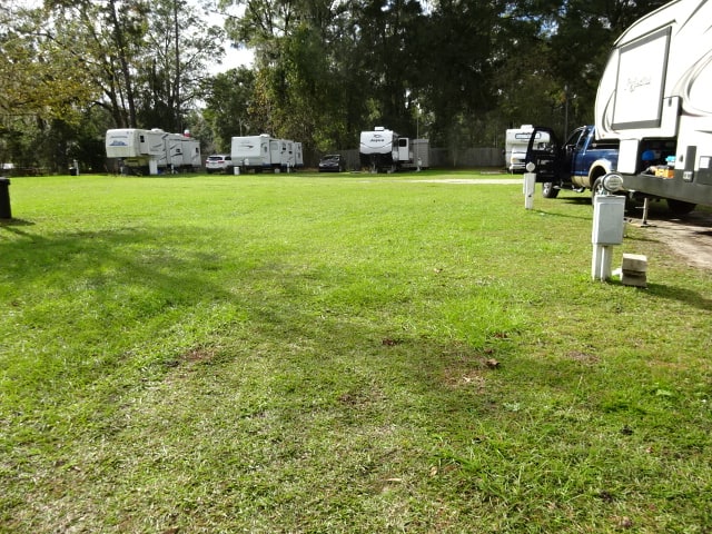 Futter's 4 Oaks RV Park