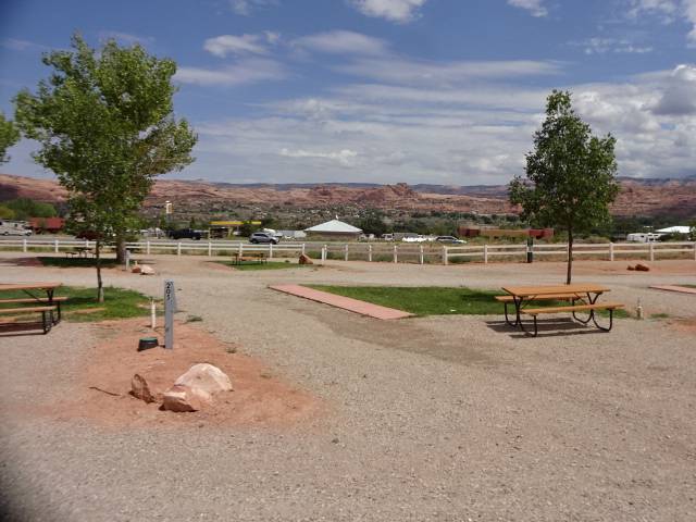 Spanish Trail RV Park & Campground