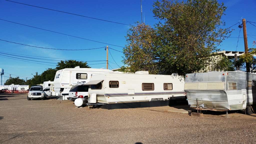 Hitchin  Post RV Park