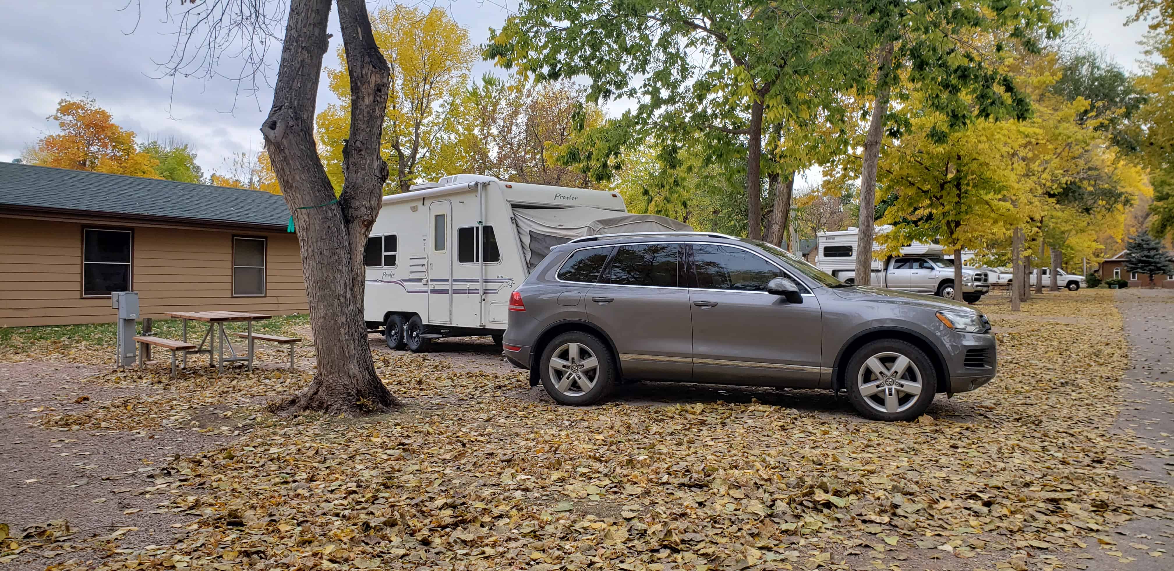 Lake Park Campground & Cottages
