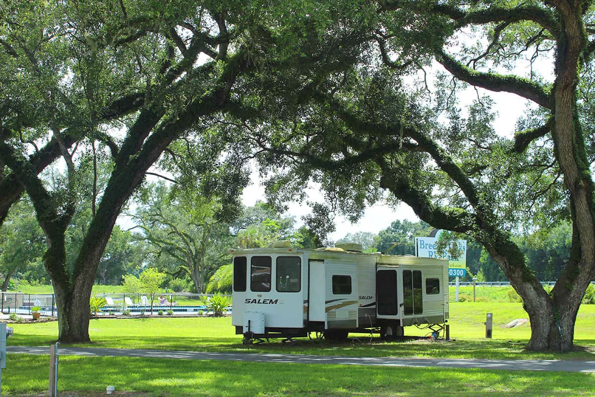 Breezy Oaks RV Park