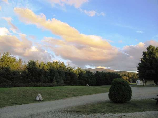 Twin Mountain Motor Court & RV Park