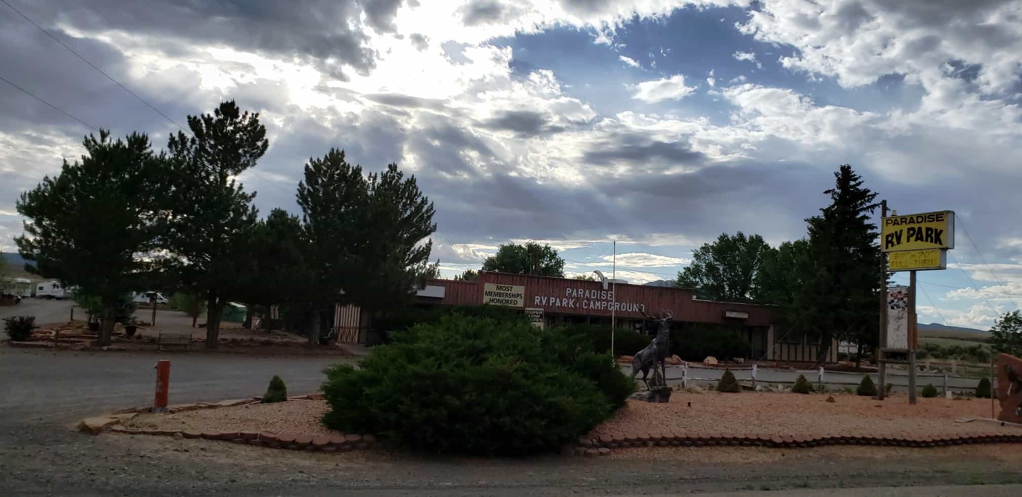 Paradise RV & Moble Home Park