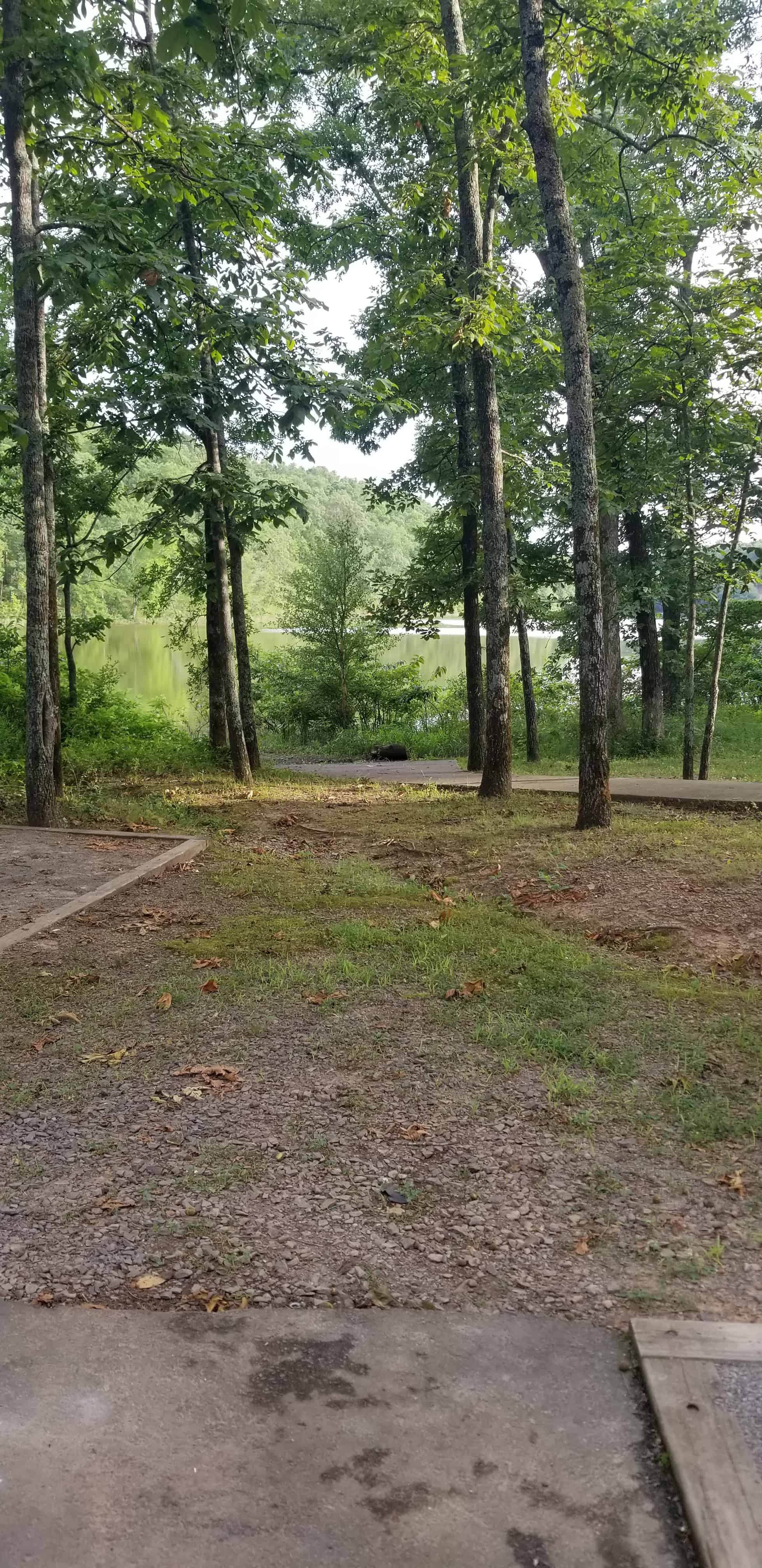 Woolly Hollow State Park