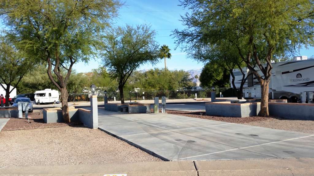 Far Horizons Tucson Village RV Sites