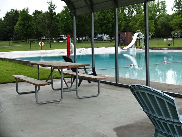 Spruce Row Campground & RV Park