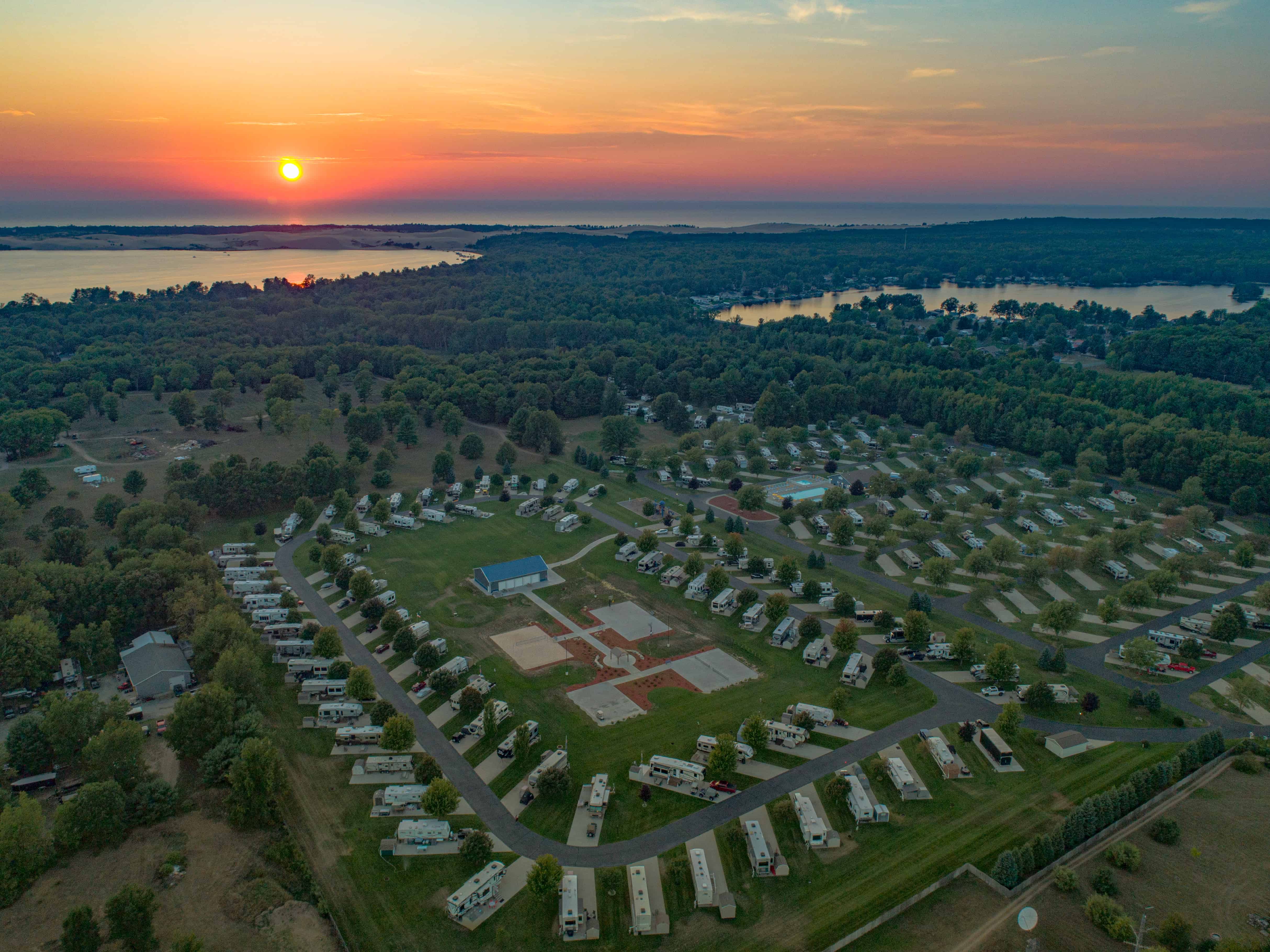 Sun Retreats Silver Lake