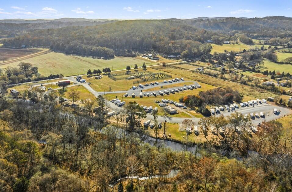 Cedar Creek RV & Outdoor Center | Outdoor Adventure Retreats