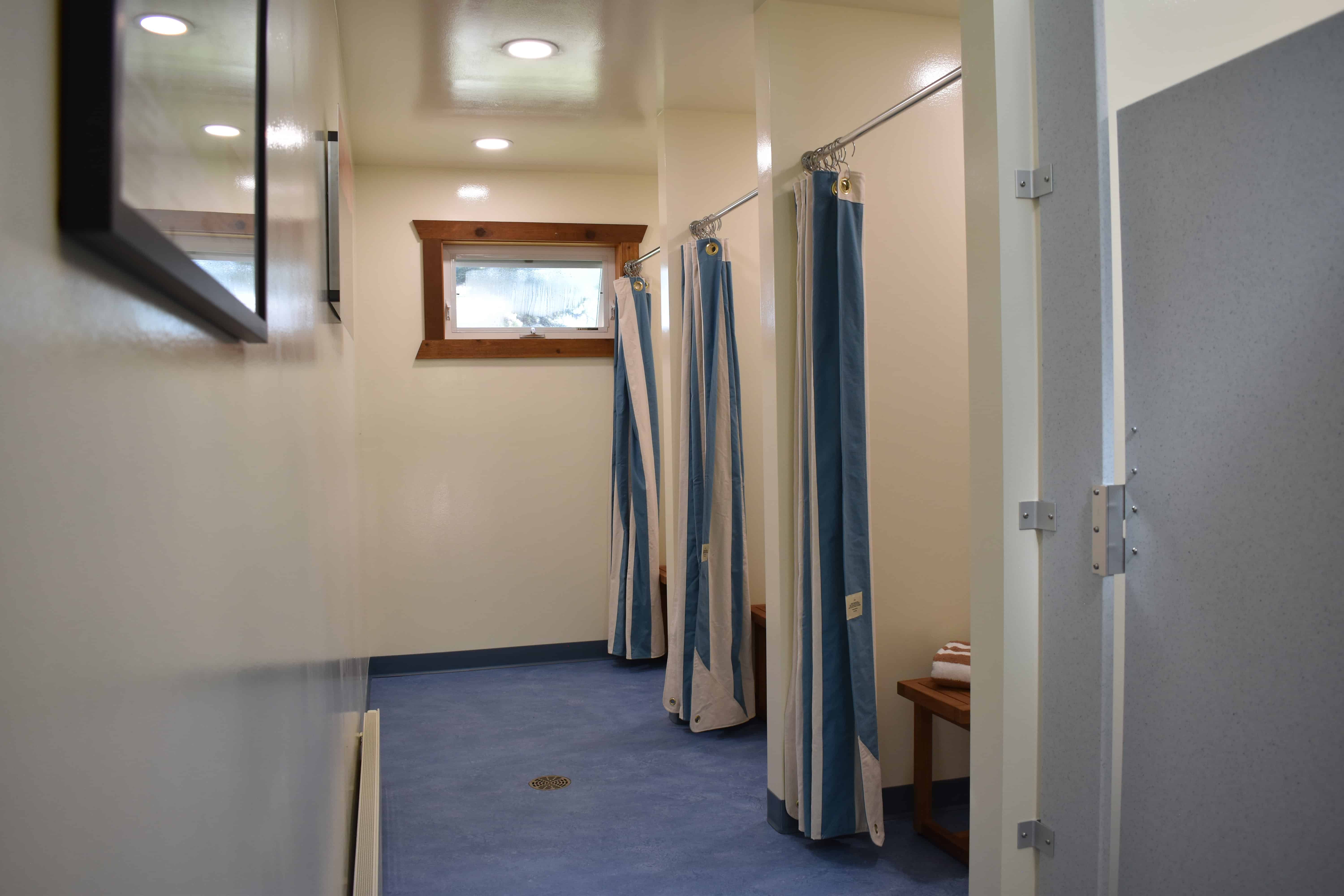 Lakeshore Cabins and Campground