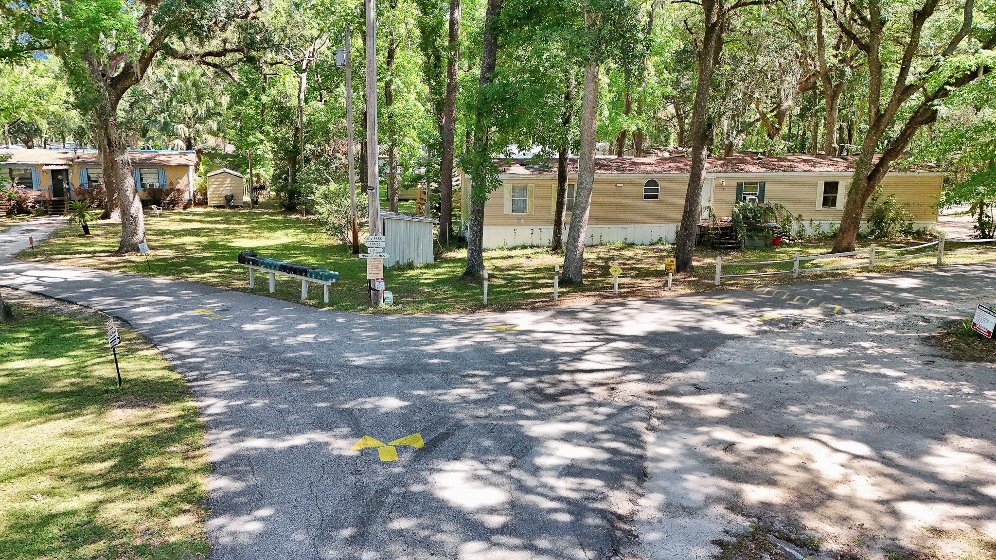 River Oaks MH & RV Resort