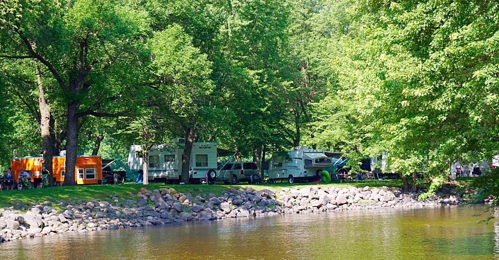 Two Rivers Campground & Tubing