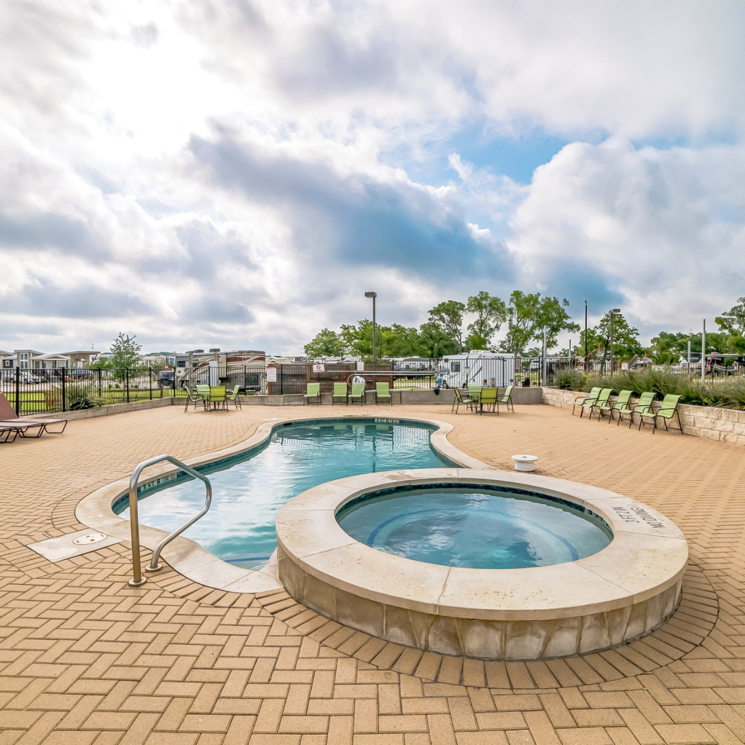 Oak Forest RV Resort