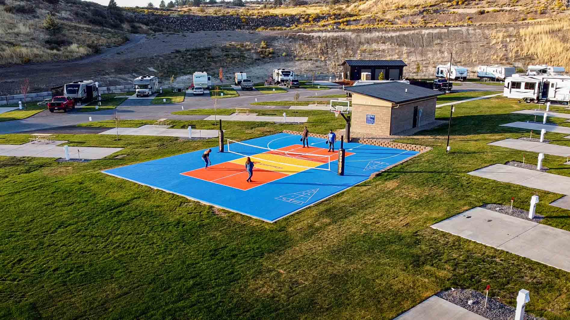 RJourney - Klamath Falls RV Resort