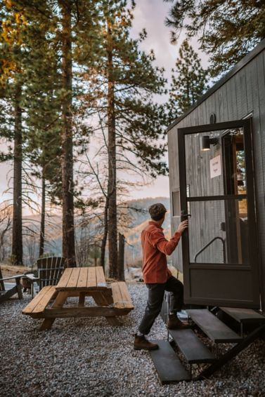 Postcard Cabins Big Bear